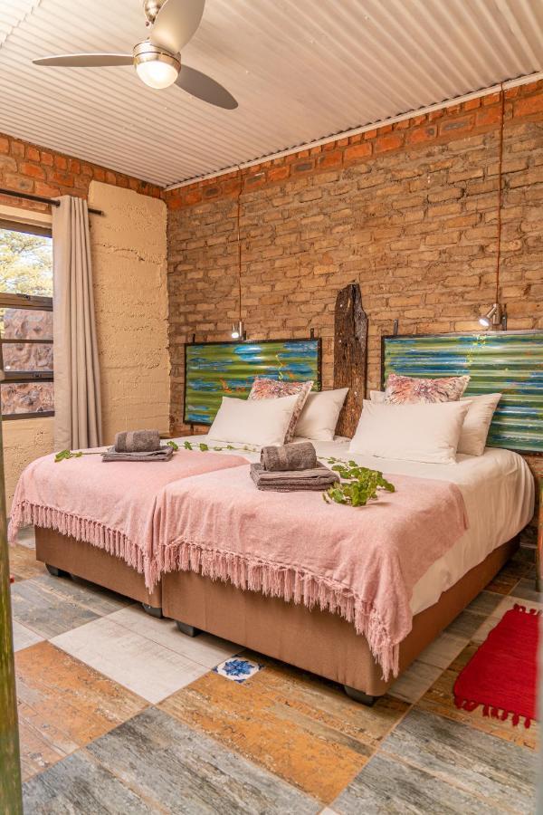 Otavi Vineyards Self-Catering & Camping Exterior foto